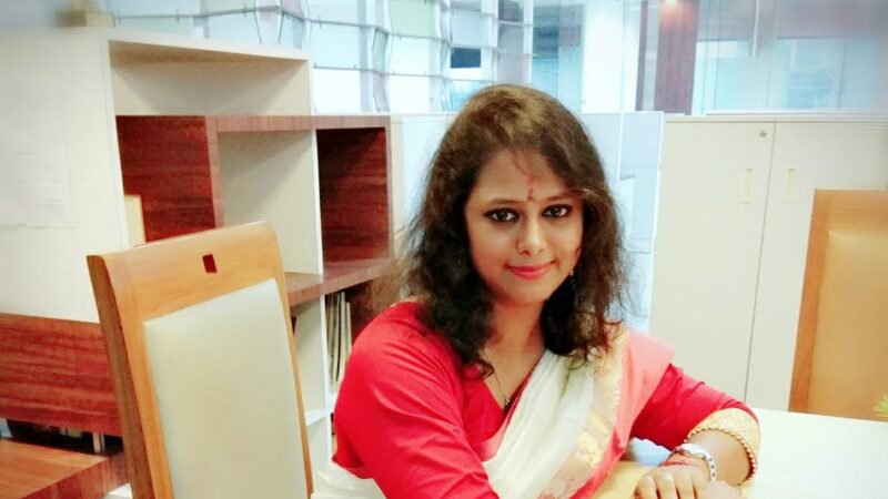 I am, Someone filled with love and compassion and always in search of truth; Who believes in honesty and transparency; Always want to explore new things. Most importantly I love to serve people & hear hari Katha.