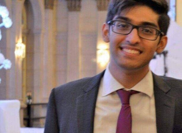 28 year old 5’8” Sindhi , Senior Software Developer, Pusti Marg Vaishnav, Vegetarian, Non-Smoker, Lived in Dubai, Mumbai, Pune